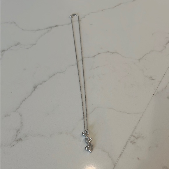 Silver Heart Pendant Necklace - Picture 1 of 2